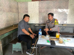 Bhabinkamtibmas Wonokusumo Laksanakan Sambang dan Sampaikan Himbauan Kamtibmas kepada Warga