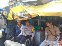 Bhabinkamtibmas Krembangan Utara Sambang Warkop, Koordinasi Kamtibmas Bersama Warga