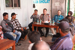 Polisi Peduli Pengangguran, Polres Tanjung Perak Gandeng Pelni Logistic Buka Peluang Kerja bagi Warga