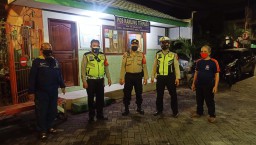 Polsek Semampir Gelar Patroli Malam di Pemukiman, Titip Himbauan Waspada Orang Tak Dikenal