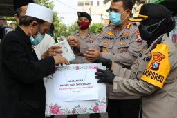 Kapolres Tanjung Perak & Ditpolairud Polda Jatim Sambang Ponpes, Ingatkan Soal Protokol Covid-19