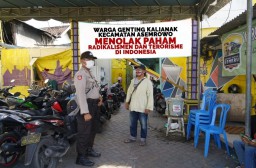 Polsek Asemrowo Sosialisasikan Pencegahan Radikalisme Ke Warga Genting Kalianak