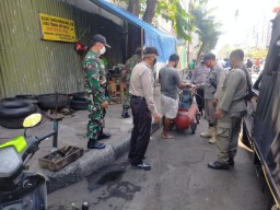 Babinkamtibmas Polsek Pabean Cantikan Kawal Penertiban PKL