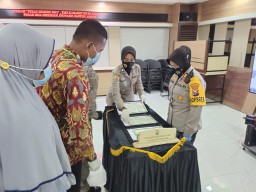 Kapolres Tanjung Perak Pimpin Penandatanganan Pakta Integritas Seleksi Penerimaan Anggota Polri TA 2021