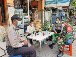 Sambang Tomas, Babinkamtibmas Perak Timur Sampaikan Himbauan Patuh Protokol Kesehatan