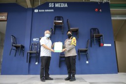 Kapolres Tanjung Perak Tandatangani MoU Kerjasama Bidang Pemberitaan Dengan Pimpinan Radio SS