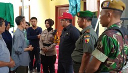 Kapolsek Krembangan Takziah Meninggalnya Ketua KPPS TPS 24