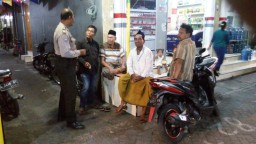 Polsek Pabean Cantikan Sosialisasi Acara Turnamen Voli Ke Warga Pesapen