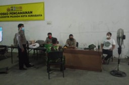 Polsek Kenjeran Lakukan Penjagaan Gudang KPU, Cegah Pencurian Logistik Pilwali