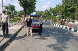 Polsek Kenjeran Lakukan Pengamanan Jalur, Antisipasi Demo Buruh