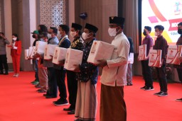 Alumni AKABRI 1996 Melaksanakan Vaksinasi Massal dan Bagikan Sembako Kepada Korban Pandemi Covid-19