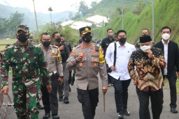 Forkopimda Kabupaten Malang Tinjau Wisata Vaksin di Lembah Indah
