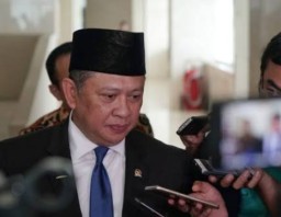 Ketua MPR RI Apresiasi dan Dukung  Kapolda Jatim Berantas Mafia Tanah