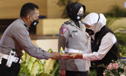 Gubernur Jatim Apresiasi "Sang Pendongeng" Polres Bojonegoro